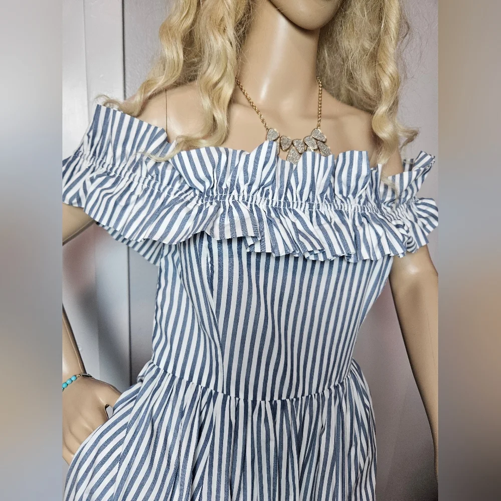 Abercrombie & Fitch Blue White StripedOff-the-Shoulder Maxi Dress Small Tall